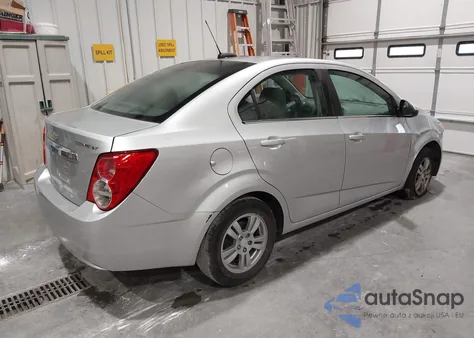 2015 Chevrolet Sonic Lt из США, поврежденный, VIN 1G1JC5SH5F4156668